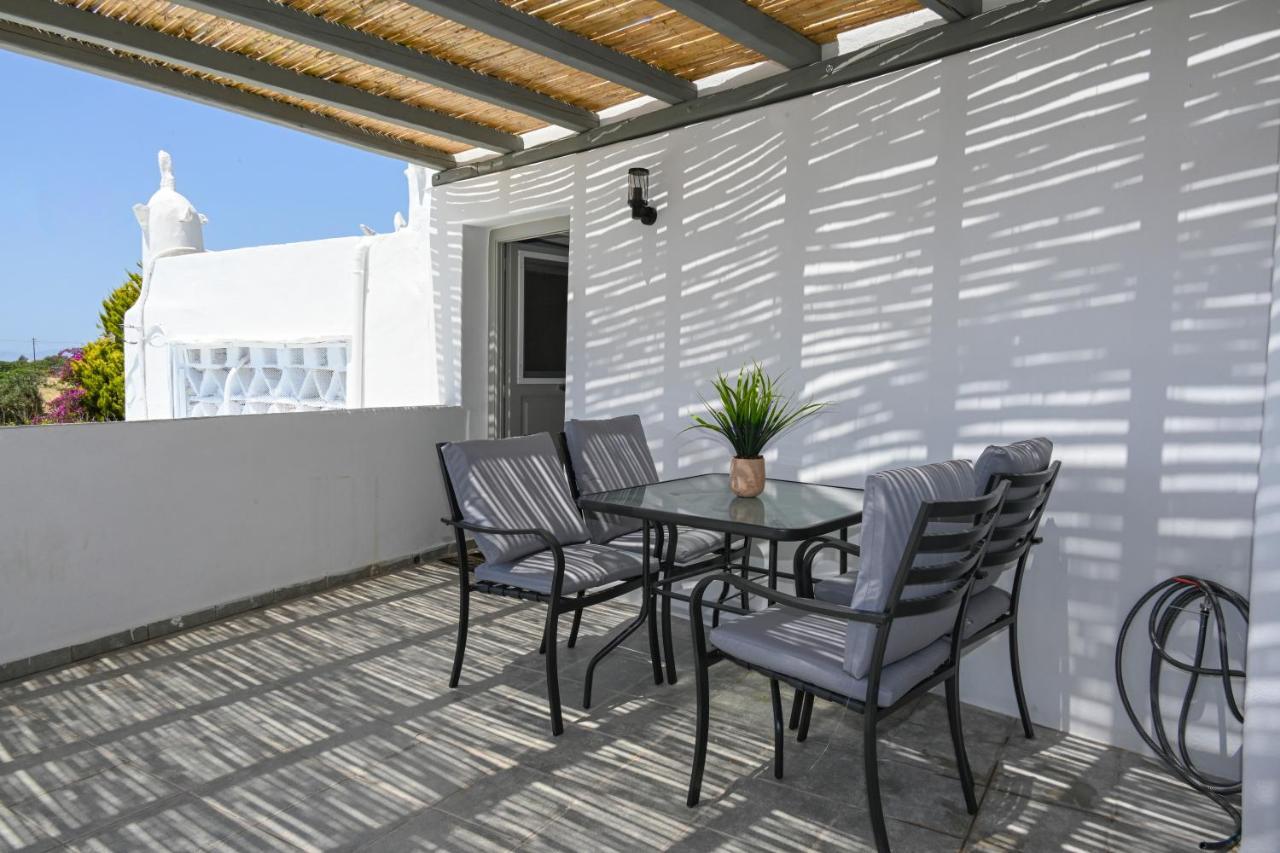 Kleris Apartments 8 Tinos Exterior photo