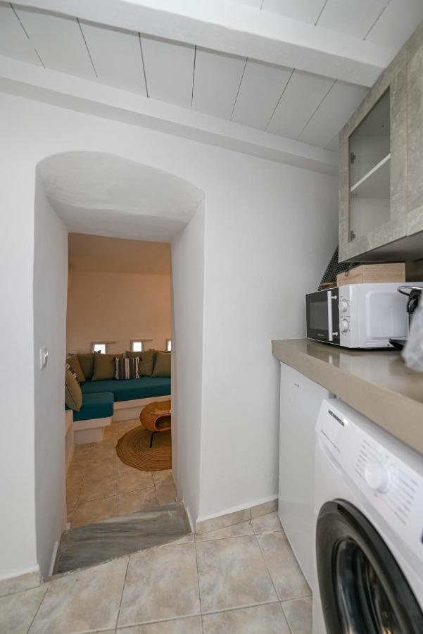 Kleris Apartments 8 Tinos Exterior photo