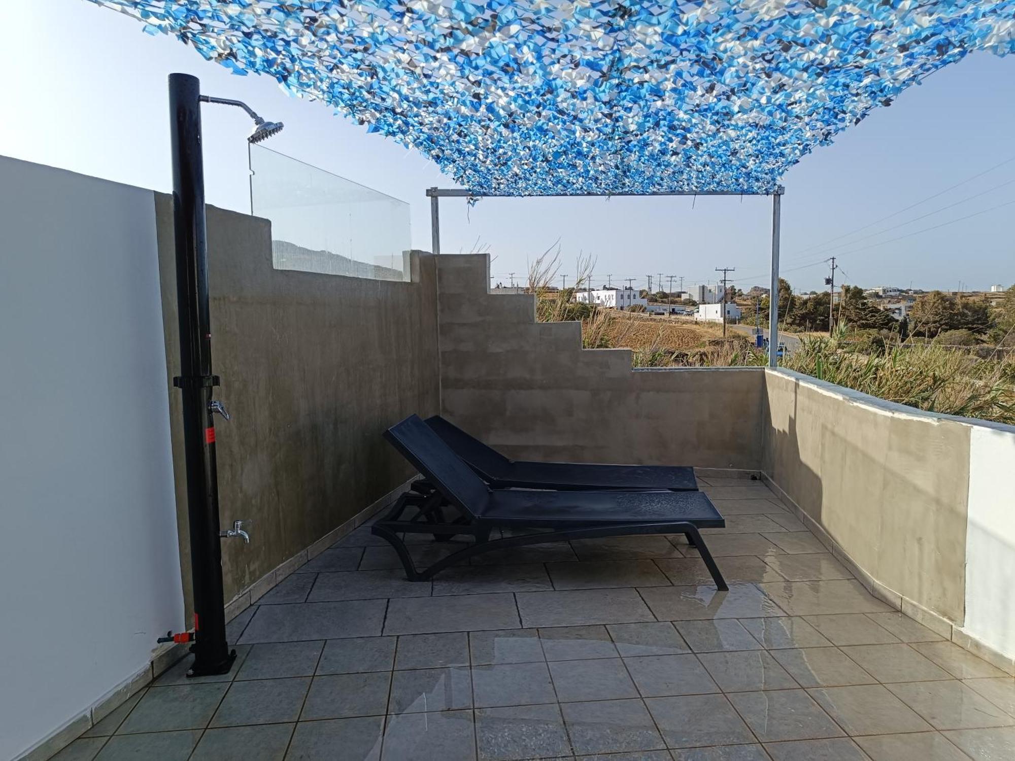 Kleris Apartments 8 Tinos Exterior photo